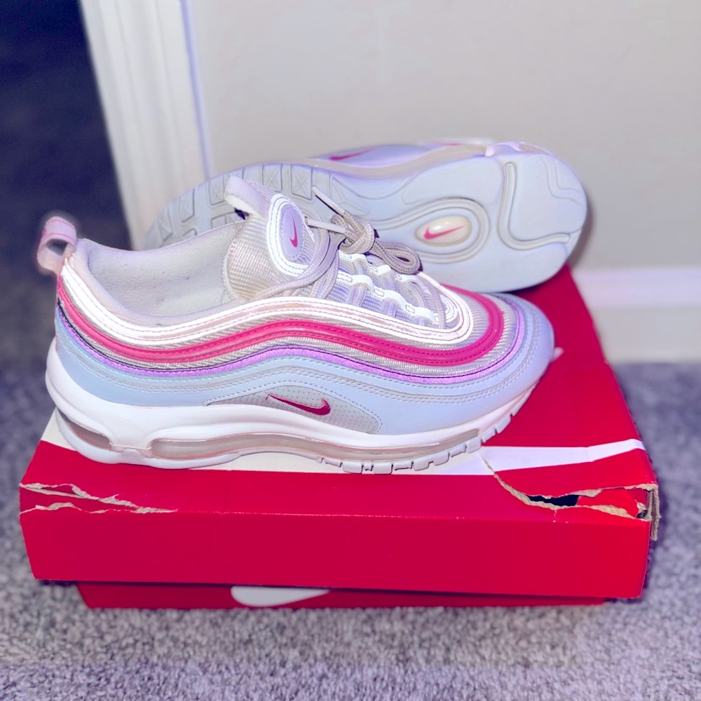 Nike Air Max with Pink and Gray Tones